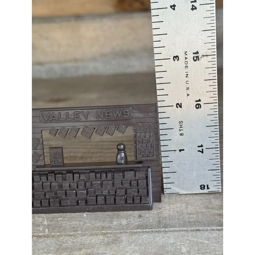 K-LINE #41821 O SCALE VALLEY NEWS NEWS‎ STAND **For Parts Only**